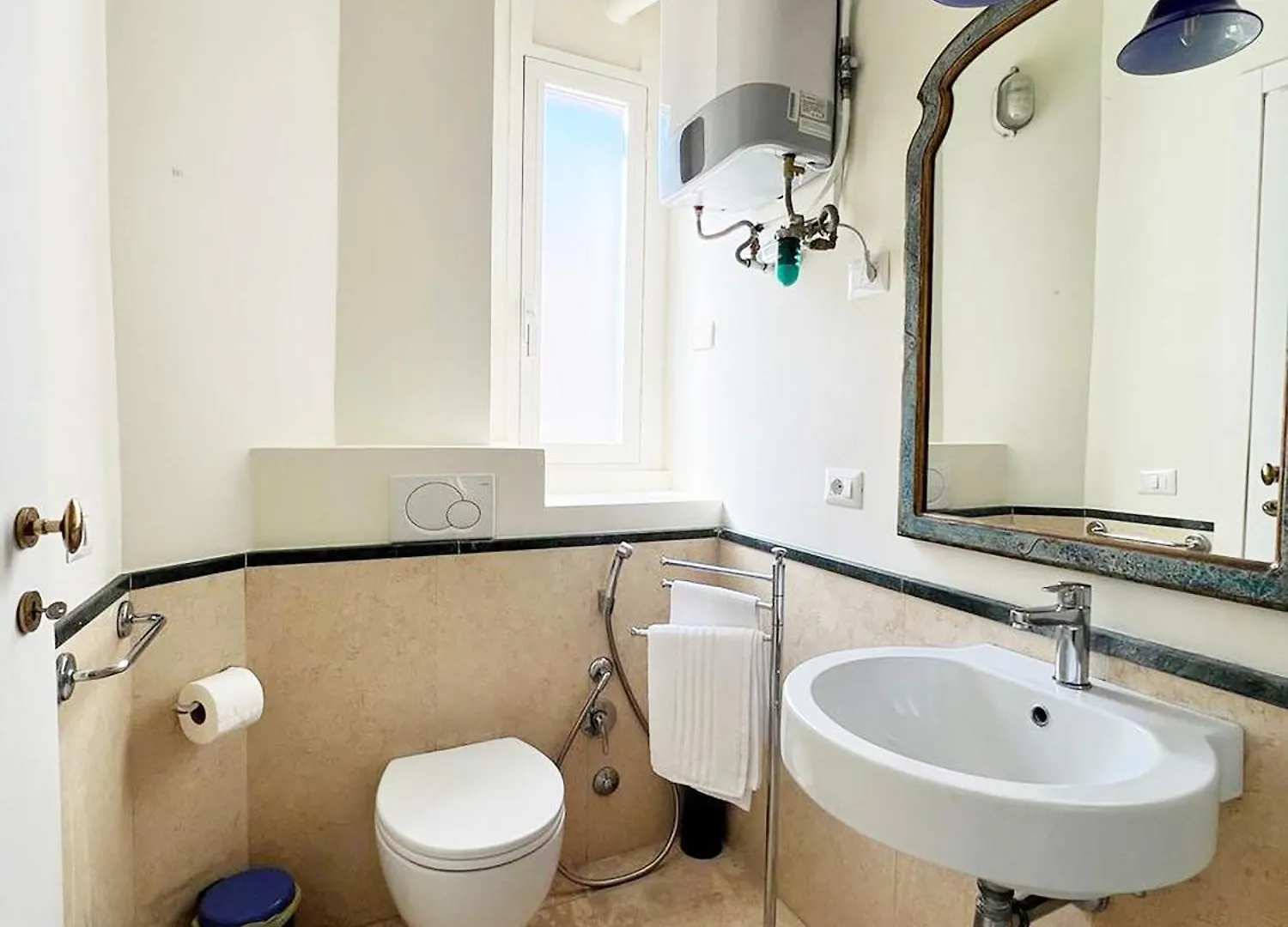 Guest house La Casa Di Benny E Mary Al Vaticano Rome Italy